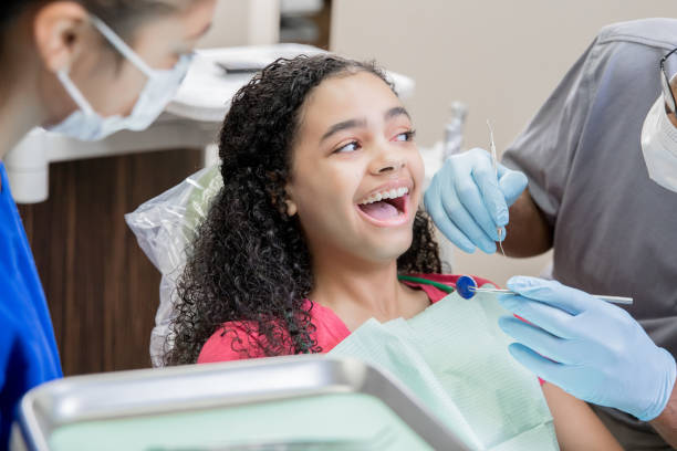 Best Emergency Treatment for Toothache in Frankfort, MI